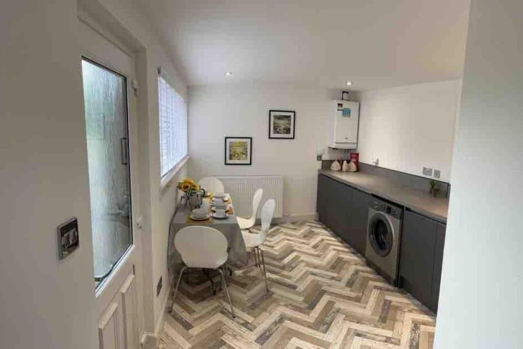 Fantastic Home In Brightons, Falkirk. Polmont Zewnętrze zdjęcie