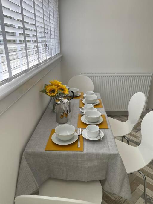 Fantastic Home In Brightons, Falkirk. Polmont Zewnętrze zdjęcie