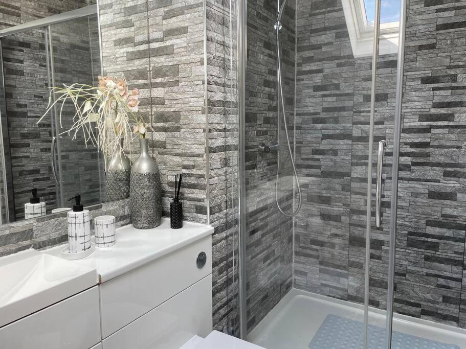 Fantastic Home In Brightons, Falkirk. Polmont Zewnętrze zdjęcie